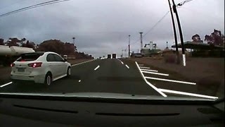 PEUGEOT 308 vs MITSUBISHI LANCER RALLIART