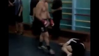 В Междуреченске коллекторы избивали "должников" в боксерском зале. +18