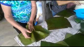 Cóme se envuelve  un tamal tico