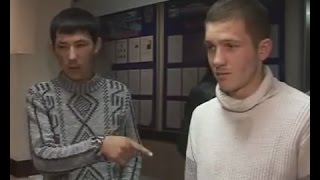 Нарики узбек и русский отжигают на допросе. Обидили бабушку.