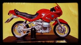 Обзор Игрушечный мотоцикл из детской коллекции BMW R1100RS Мистер Валентин Машинки