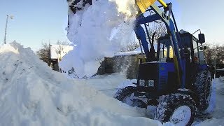 Убираем снег на МТЗ-892 с куном. #СельхозТехника ТВ