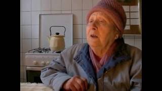 HENYE (Anya) PLOTKIN sings "Az a yingele zet an alef"