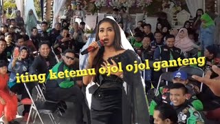Iting perfome godain ojol-ojol ganteng , malah biking ngakak ( iting management )