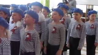 Главный праздник  Песня и перестроения