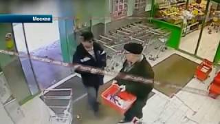 Пенсионер в магазине "Пятерочка" ударил ножом пожилого мужчину