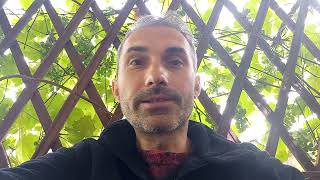 ЗАСТАЛ ЖЕНУ В ПОСТЕЛЕ С ЛЮБОВНИКОМ ● Коллекция смешных анекдотов
