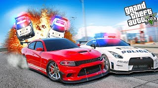 Dodge Charger SRT уходит от Nissan GT-R R35! Полицейские Догонялки в ГТА 5 Онлайн!