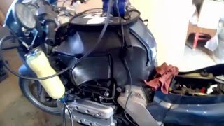 Промывка инжектора мотоцикла BMW K1200RS ЛАВРом своими руками