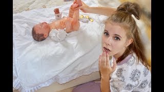 МАМА ПОДРОСТОК! День из жизни маленькой мамы / silicone reborn baby