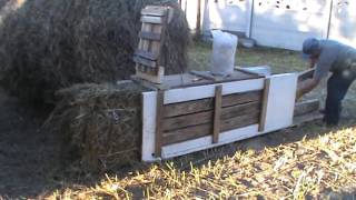 Самодельный пресс для изготовления тюков на скорую руку.