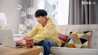 【TFBOYS王源】TFBOYS《“康师傅红烧牛肉面”广告片》王源:“工作累了吧！和我一起吃面吧！”- Roy Wang