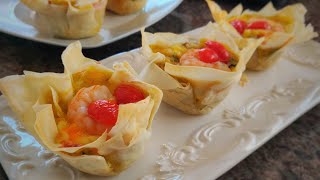shrimp egg in spring roll pastry cups 春卷皮不要油炸了 加三个鸡蛋一把虾仁做早餐 太香了