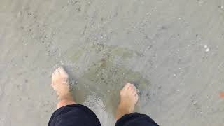 Босиком по воде зимой