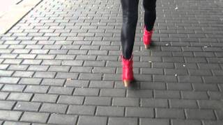 Leggings-Girl - 3176 - My Short red Boots and black Spandex Leggings