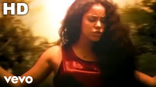 Shakira - Estoy Aquí (Video)