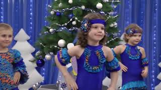 Новогодний утренник 2016 в старшей группе Муз рук  Леонтович С  В