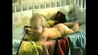 Круто пёрнул аж дым из жопы пошел