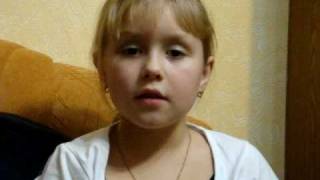 Дети. Анюта поет соло