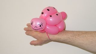 Божья коровка из шарика