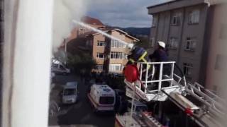 4 çocuk yangından son anda kurtarıldı
