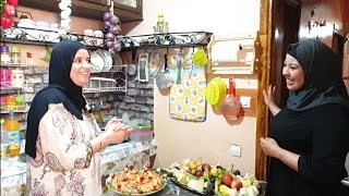 وفاء أو أيوب أول مرة يكلو الطنجية فعراضة عند ماجدة المراكشية شوفو كيف جات أو ردو عليا هه??