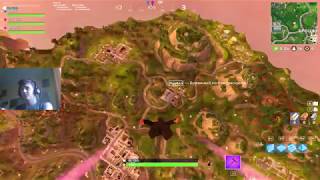 Fortnite Ищите между песочницей, лагерем и отпечатком ноги | Гонимся за парнем с кирками