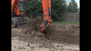 В посёлке Советский в рамках нацпроекта ремонтируют две основные улицы