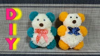 МИШКА из ПОМПОНОВ своими руками // BEAR  POM POM // ПОДЕЛКИ с ДЕТЬМИ из ниток пряжи //