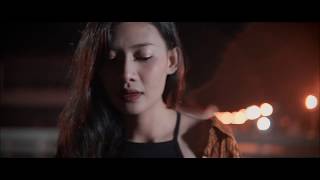 คล้าย - สมอารมณ์ x Pimthitiii Feat.Red Eye Pilots [Official MV]