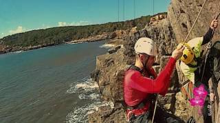 Grotta dei Baci Porto Pino arrampicata sul mare