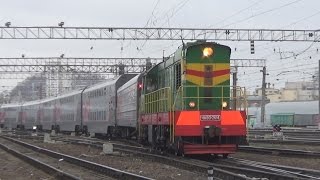 Тепловоз ЧМЭ3-2614 с составом двухэтажного поезда №104 (Москва - Адлер)
