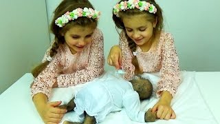 У НАС РОДИЛСЯ МАЛЫШ/ ПОЧЕМУ ОН МОХНАТЫЙ/ РАСПАКОВКА РЕБОРНА/Детский канал Расти вместе с нами