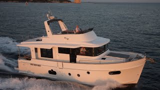 Траулерная яхта Beneteau Swift Trawler 50 от Боатмаркет