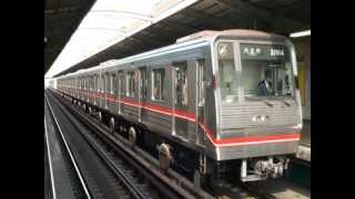 大阪市交通局　御堂筋線・北大阪急行電鉄を行く電車