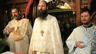 Отац Иларион - ЛИТУРГИЈА У ПОКРОВСКОЈ ЦРКВИ НА РАСИНИ
