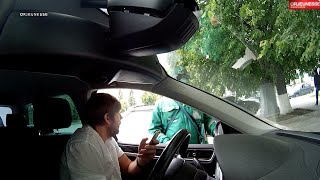 Парковщик иди ты на Х*Й