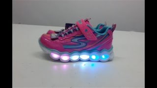 Суперяркие детские кроссовки со светящимися подошвами Skechers