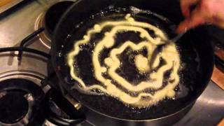 Fortaie o Strauben (frittelle tirolesi)