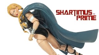 Marvel Legends Valkyrie MunsterMash Custom Toy Action Figure Review