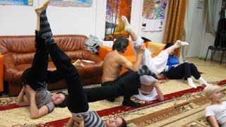 Мухтар Гусенгаджиев. Правильные растяжки - 2. Школа гибкости в студии Марии Карпинской. 4 занятие.