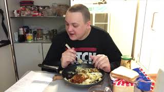 Жаренная картошка с луком и яйцами/вопрос/ответ/мукбанг итинг eating mukbang