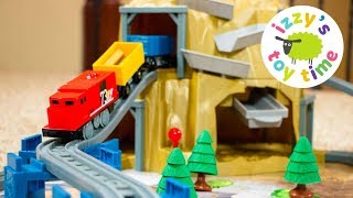Wackmaster Power Rails Railway | Fun Toy Trains  | GOLD MOUNTAIN! Videos for Children