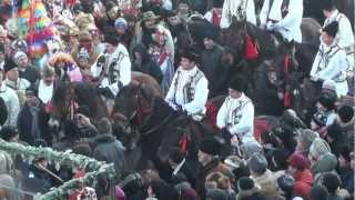 in ajun de anul nou: obiceiuri traditionale din Moldova (la Onesti) 2013