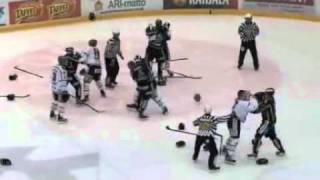 Record-Breaking Hockey Brawl: Pelicans vs HIFK