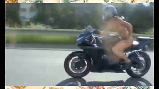 Голая девушка на мотоцикле. Naked Girl On Moto.