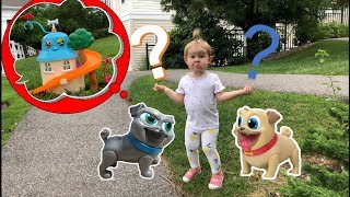 Эйви спасает игрушки дружные мопсы на детской площадке