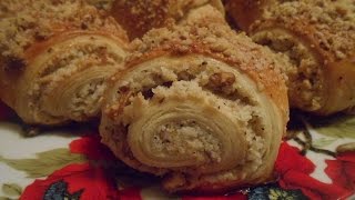 Слоеные рулетики с маслянно-ореховой начинкой
