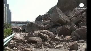 Страшные кадры: Оползни, камнепады, сели landslide