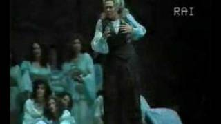 Fiorenza Cossotto - Il Trovatore - Stride la vampa